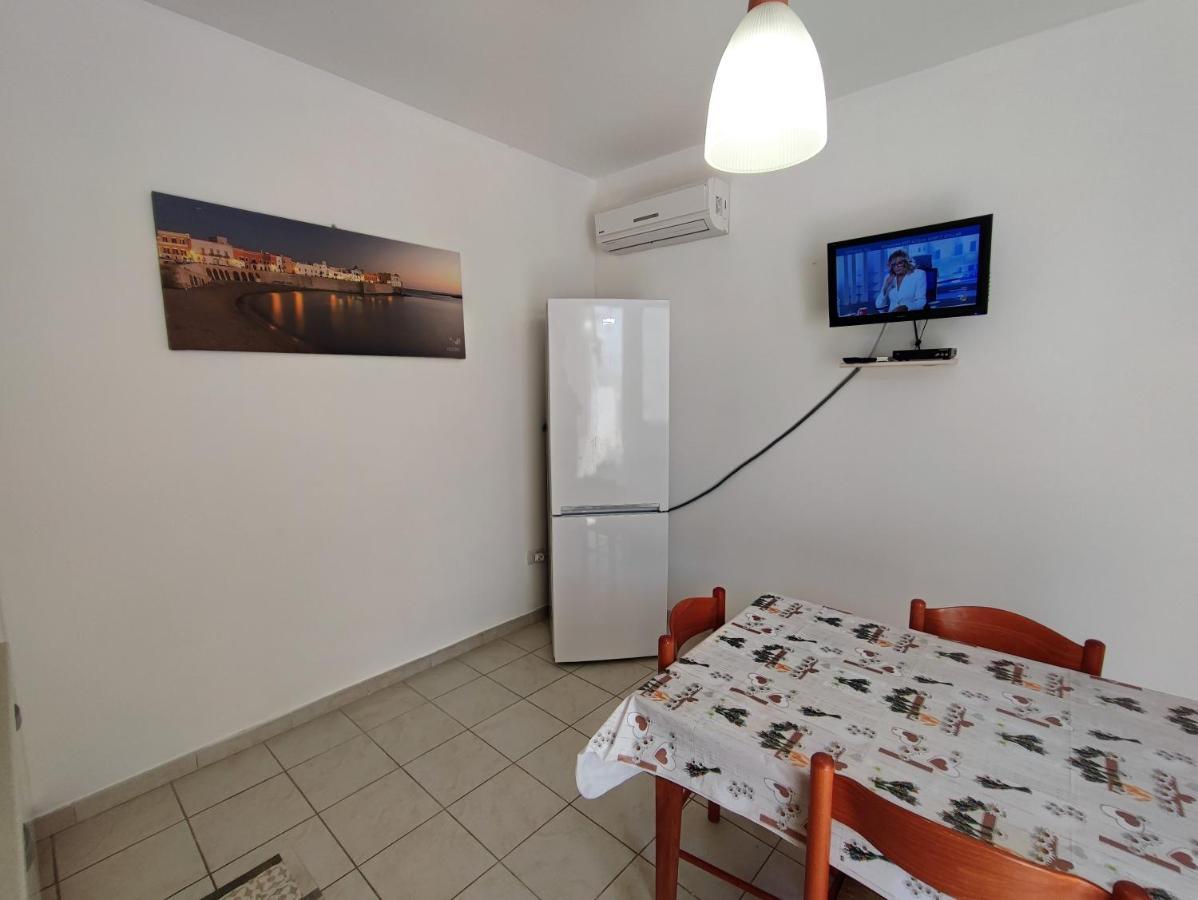 Appartamenti Carneo Torre San Giovanni - Verso Sud Екстер'єр фото